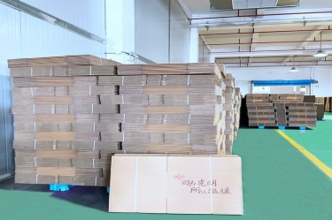 “沪”上疫情严峻  “浙”里紧急驰援——平湖景包全力生产民生物资包装纸箱